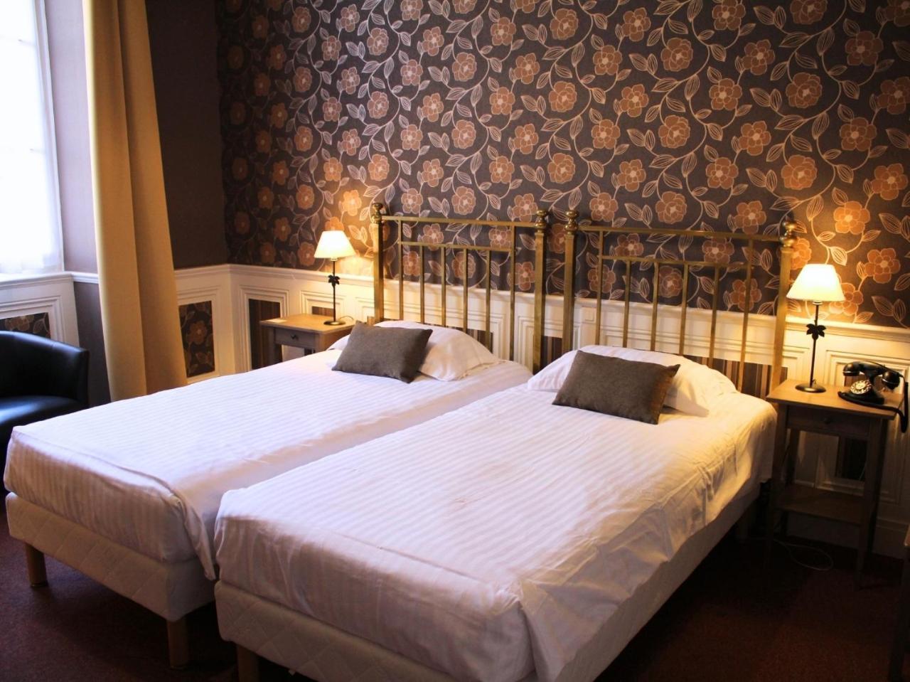 Grand Hotel De Bourbon-Lancy - Spa Et Restaurant - Logis Luaran gambar