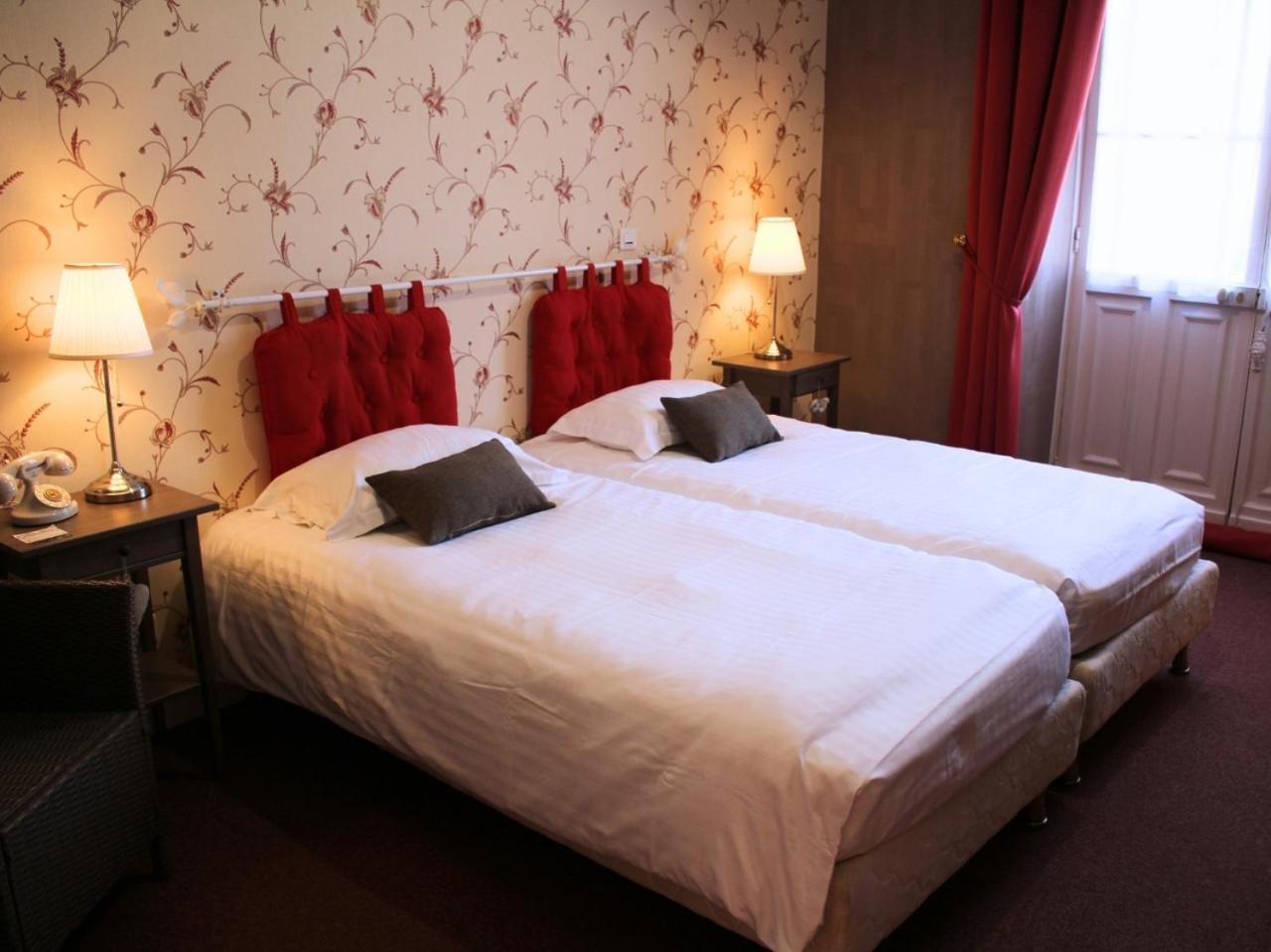 Grand Hotel De Bourbon-Lancy - Spa Et Restaurant - Logis Luaran gambar