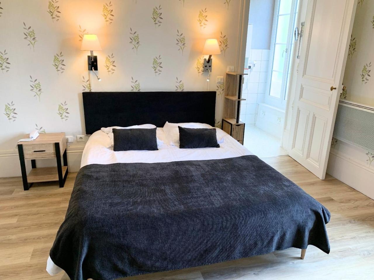 Grand Hotel De Bourbon-Lancy - Spa Et Restaurant - Logis Luaran gambar