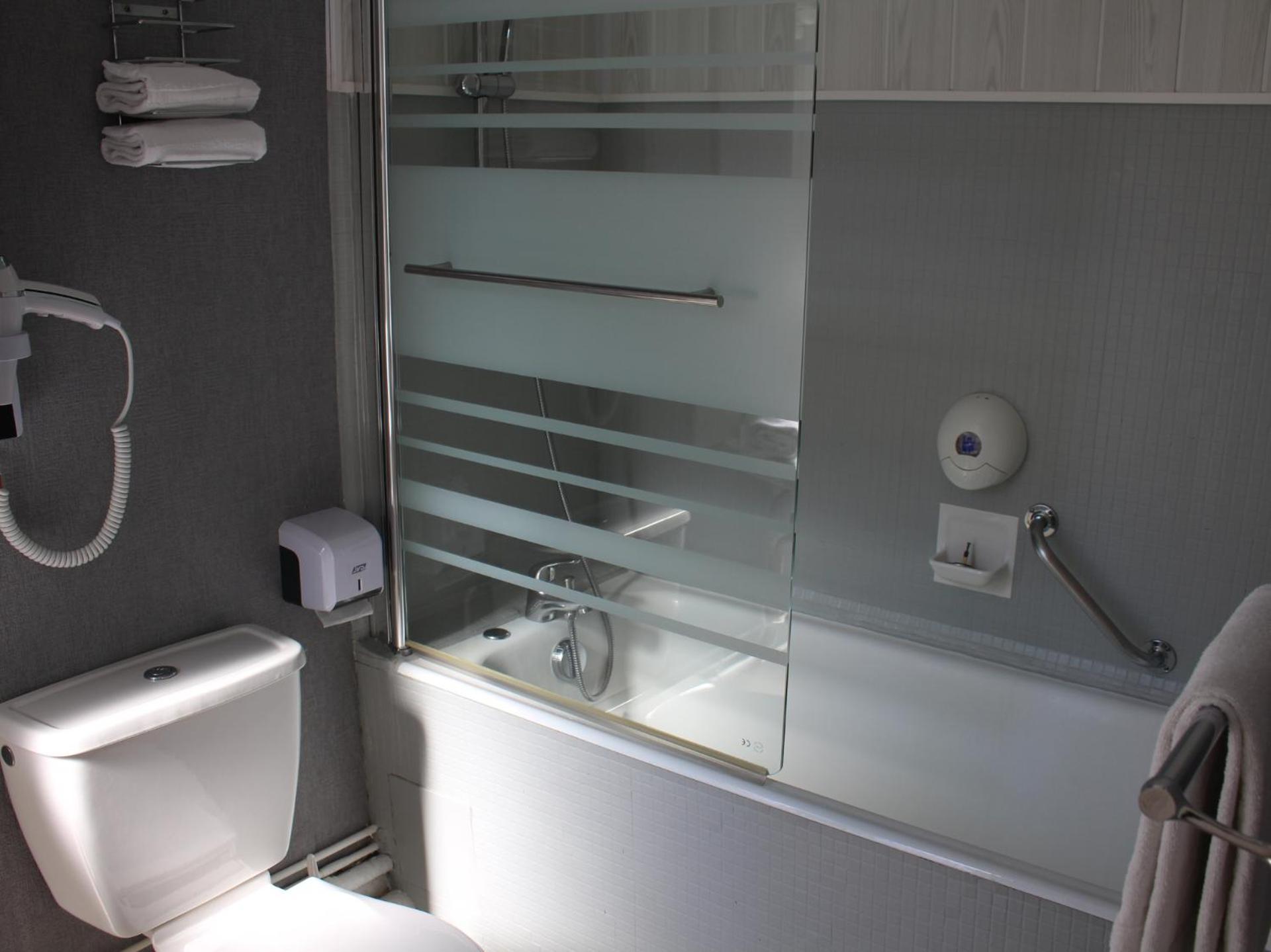 Grand Hotel De Bourbon-Lancy - Spa Et Restaurant - Logis Luaran gambar